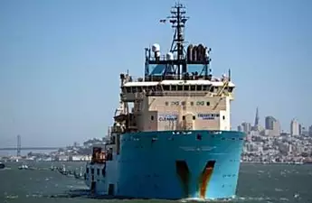 'Ocean Cleanup' ship sweeps first Pacific plastic