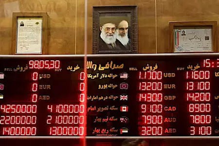 Ιράν: Τραπέζια δίχως φαγητό και ένα νόμισμα που καταρρέει - Γιατί αυτές οι διαδηλώσεις διαφέρουν Ιράν: Τραπέζια δίχως φαγητό και ένα νόμισμα που καταρρέει - Γιατί αυτές οι διαδηλώσεις διαφέρουν