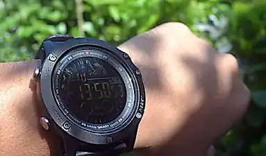 La montre GPS connectée TAC25 fait fureur auprès des Français (Promo 50%)