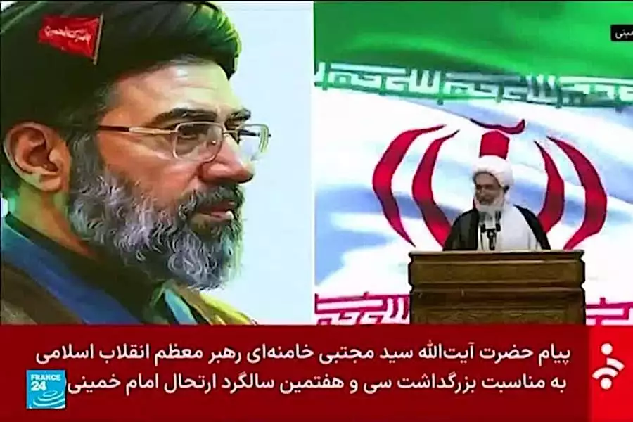 إيران ترد على الضغوط: مجتبى خامنئي يتحدث عن "ضربة حاسمة" للخصوم