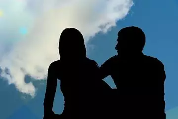 Người phụ nữ UP bỏ trốn cùng con rể tương lai đã đầu thú