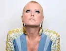 Xuxa revela o motivo de ter raspado a cabeça Xuxa revela o motivo de ter raspado a cabeça