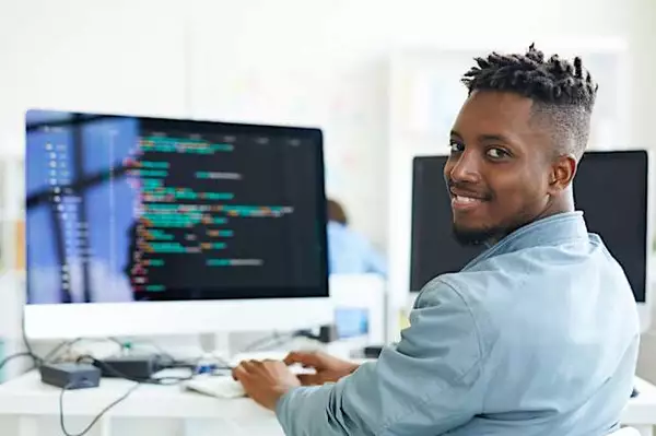 These Online Courses Will Get Job Ready for a Career as a Data Analyst. Discover the List Here.