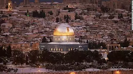 Mira la extraña nevada en Jerusalén que cubrió hasta la Cúpula de la Roca