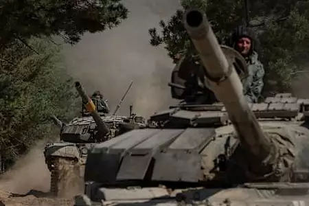 «Τα προειδοποιητικά φώτα για έναν επερχόμενο πόλεμο αναβοσβήνουν κόκκινα - και η Βρετανία δεν είναι προετοιμασμένη» «Τα προειδοποιητικά φώτα για έναν επερχόμενο πόλεμο αναβοσβήνουν κόκκινα - και η Βρετανία δεν είναι προετοιμασμένη»