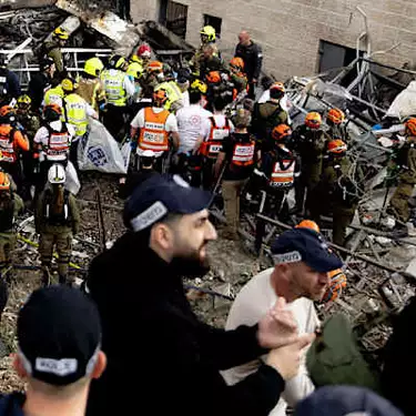 Παραβίαση του Σιδερένιου Θόλου: Άμεσο χτύπημα σε καταφύγιο - Εννέα νεκροί μετά από επίθεση με ρουκέτες στο Μπέιτ Σεμές - Βίντεο