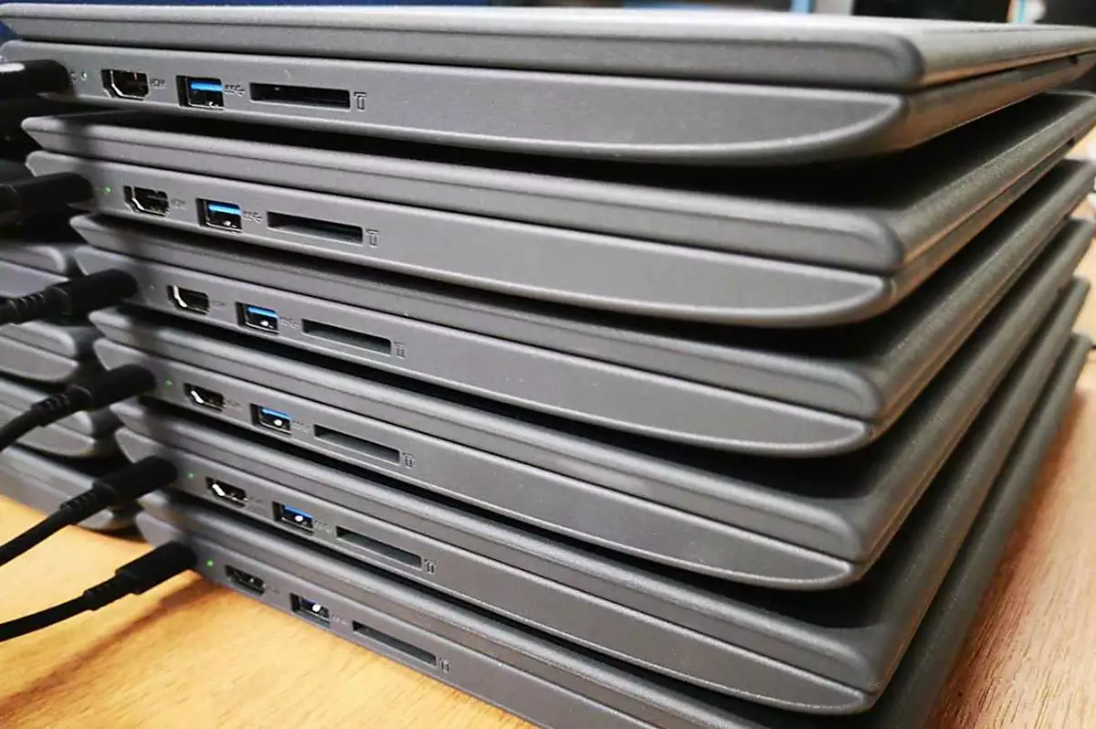Unsold Laptops Are Being Sold for Almost Nothing