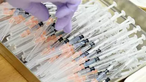 ＜コロナワクチン＞使用済み注射器、再使用か　佐賀・太良町で接種ミス疑い｜行政・社会｜佐賀新聞ニュース