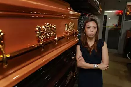 31-year-old funeral director opens up over high-profile cremation mix-up and how she bounced back