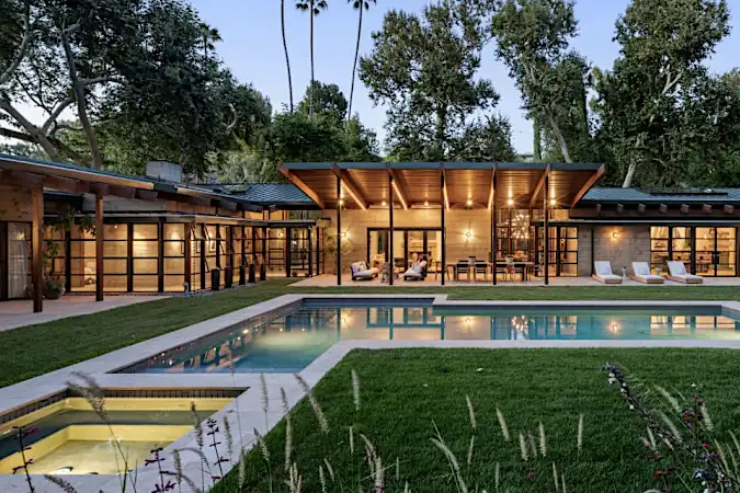 Actors Alyson Hannigan and Alexis Denisof Sell L.A. Home for $16 Million