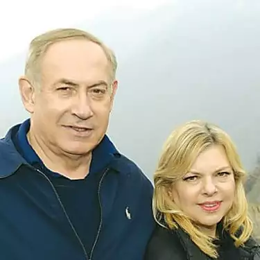 Netanyahu couple spends weekend at billionaire friend's missile-proof home