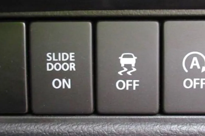 Every Car Has This Button, Few Know Its Purpose