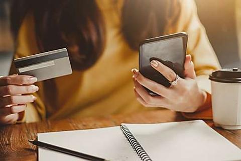 Applying For A Credit Card Online May Save Your Time