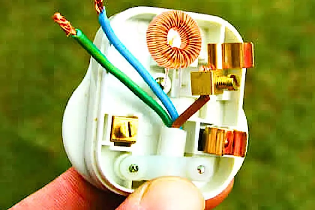 Electrician reveals: 1 simple tip to slash your electricity bill by up to 90%