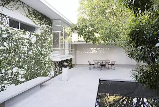 Create a Zen Getaway With an Interior Courtyard