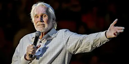 Ο θρύλος της χώρας μουσικής Kenny Rogers πεθαίνει στις 81