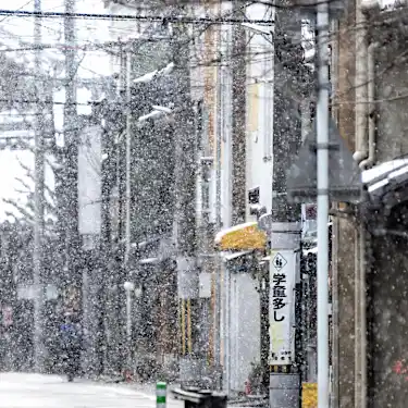 Απαγορεύτηκε στους τουρίστες τα ιδιωτικά σοκάκια στην περιοχή γκέισας του Κιότο