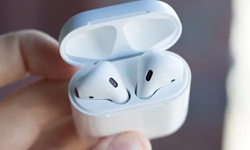 Don’t spend your salary on Headphones: Here are the best wireless headphones