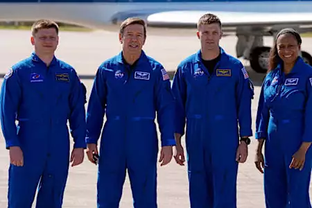 NASA: Τι συνέβη στους 4 αστροναύτες - Η μυστηριώδης ασθένεια που τους έστειλε στο νοσοκομείο NASA: Τι συνέβη στους 4 αστροναύτες - Η μυστηριώδης ασθένεια που τους έστειλε στο νοσοκομείο