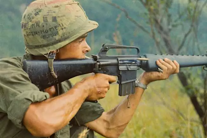 Men Against Fire: How Many Soldiers Actually Fired Their Weapons at the Enemy During the Vietnam War