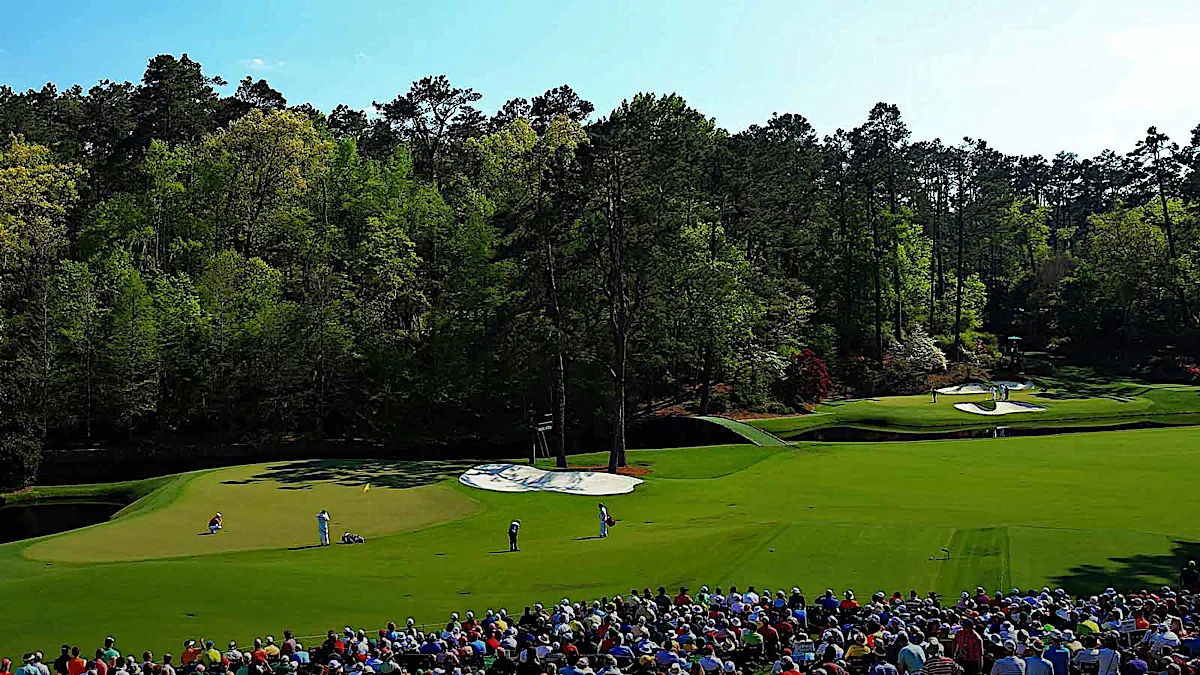 Woods takes stroll down Pebble memory lane before work