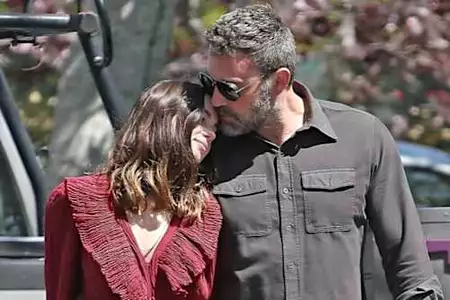 [Photos] At 52, It Looks Like Ben Affleck Found Love Again