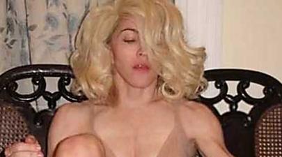 Madonna provoque les "choqués" avec une photo seins nus