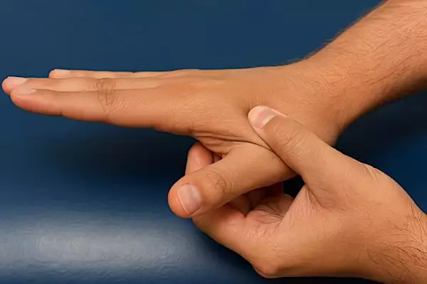 Artrosi: scoperta una nuova terapia che riaccende la speranza