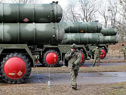 Bielorrusia pide a Rusia más sistemas de misiles S-400