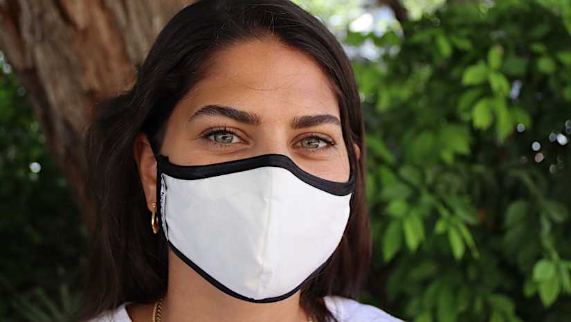 Le masque fabriqué en Israel dont tout le monde parle en France Le masque fabriqué en Israel dont tout le monde parle en France