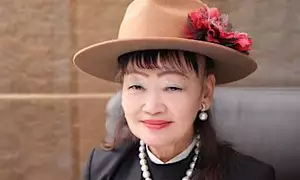 アパホテル・元谷芙美子社長、貯金は「50万~60万円」と告白 いったい何にお金を使っているのか? アパホテル・元谷芙美子社長、貯金は「50万~60万円」と告白 いったい何にお金を使っているのか?