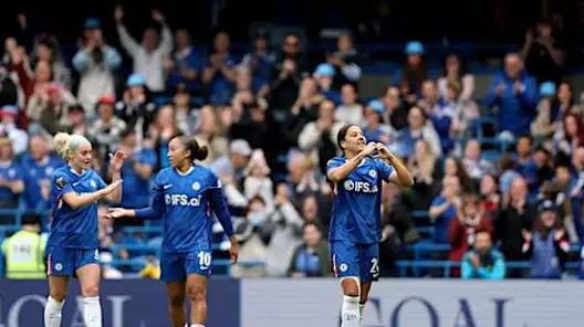 Sam Kerr ends glorious Chelsea career with record-equalling goal
