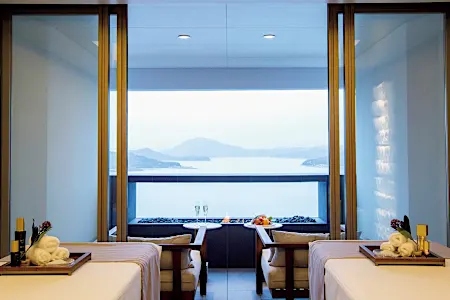 瀬戸内海を一望できる、大人の隠れ家リゾート