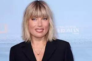"Il m'a dénudée et touchée" : Mélanie Page révèle avoir été victime d'un prédateur sexuel lorsqu'elle avait 15 ans