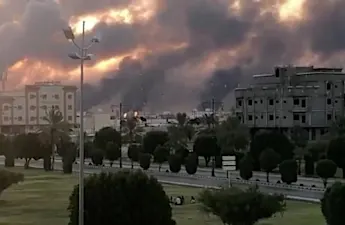 Οι επαναστάτες της Υεμένης Houthi ισχυρίζονται ότι οι απεργίες των κυριότερων σαουδαραβικών πετρελαϊκών μονάδων