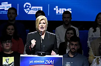 Η Κροατία ψηφίζει σε προεδρικό αγώνα τριών αλόγων