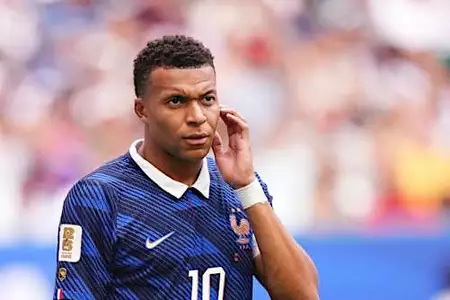 Équipe de France : le ton serait monté entre Kylian Mbappé et le président de la FFF au sujet des primes versées aux Bleus