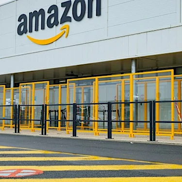 Η Amazon αναφέρει σπάνιες τριμηνιαίες ζημιές, βλέπει «προκλήσεις» μπροστά