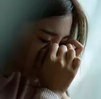 「お母さんを悲しませたくない」義父の虐待をひとり抱えた少女の孤独