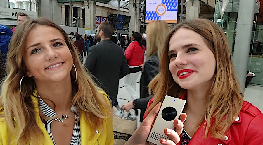 Invenção japonesa genial permite que você se comunique em 43 idiomas Invenção japonesa genial permite que você se comunique em 43 idiomas