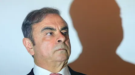 Francia emite orden de detención internacional Carlos Ghosn