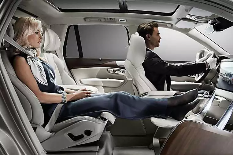 The New Volvo XC90 Sure Is Turning Heads