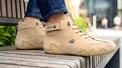 Hallucinant : Les seniors se ruent sur les chaussures confort inventées par ces deux frères