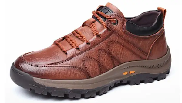 The Best Walking Shoes for Men to Wear All Day Long Without Getting Tired