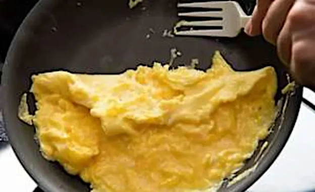 Die einzige Pfanne, die dein Essen nicht vergiftet (Genial!)