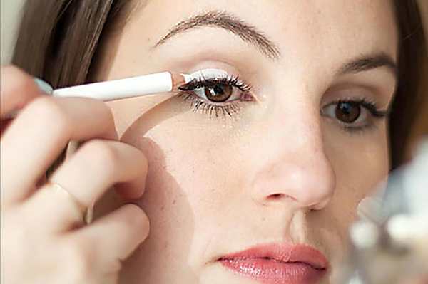 10 Makeup Routines All Women Over 40 Should Know