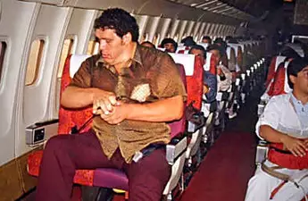 [Pics] Andre The Giant Was Truly Massive