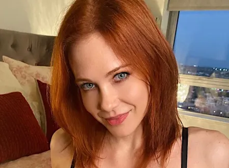 Atriz de O Mundo é dos Jovens entra no pornô e fotos enlouquecem fãs