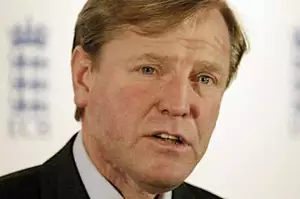 Πέθανε ο πρώην προπονητής του κρίκετ της Αγγλίας, Μόρις, σε ηλικία 62 ετών