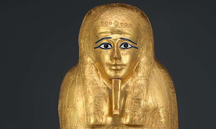 Stolen gold coffin displayed at the Met returned to Egypt